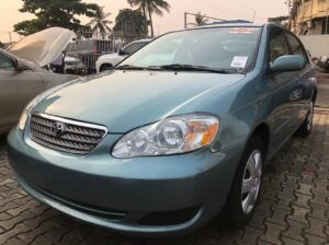 Toyota Corolla 08036801272